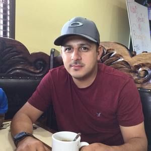 Meet your Posher, Luis